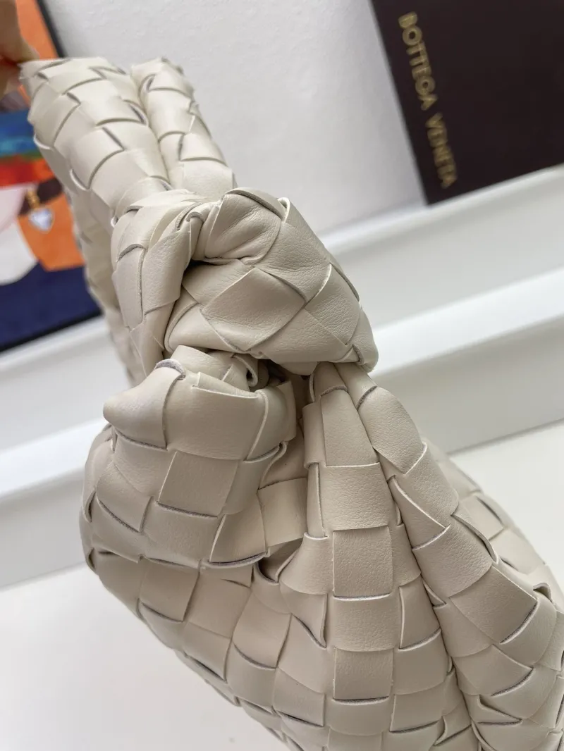Bottega Veneta Beige Woven Top Handle Bag S03055 36cm - Image 4
