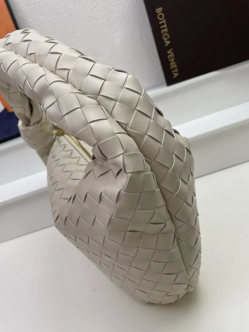 Bottega Veneta Beige Woven Top Handle Bag S03055 36cm - Image 5