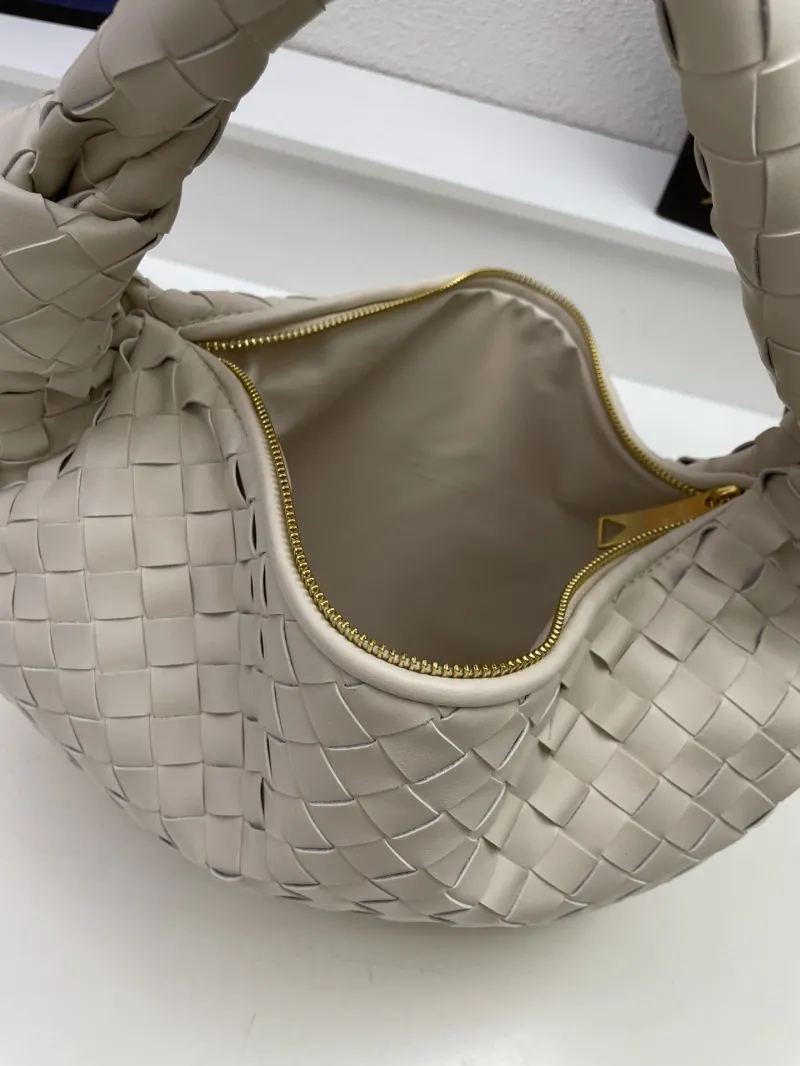 Bottega Veneta Beige Woven Top Handle Bag S03055 36cm - Image 7