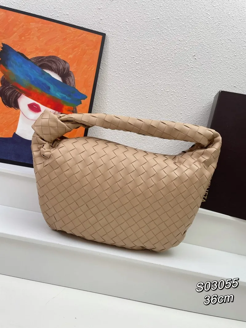 Bottega Veneta S03055 Beige Woven Top Handle Bag 36cm