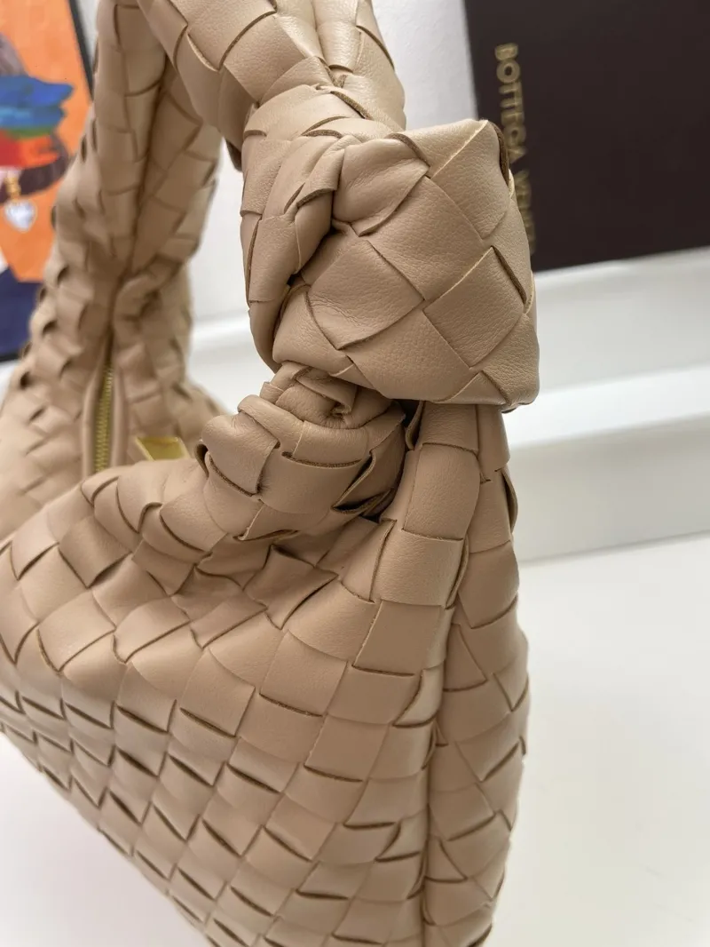 Bottega Veneta S03055 Beige Woven Top Handle Bag 36cm - Image 5
