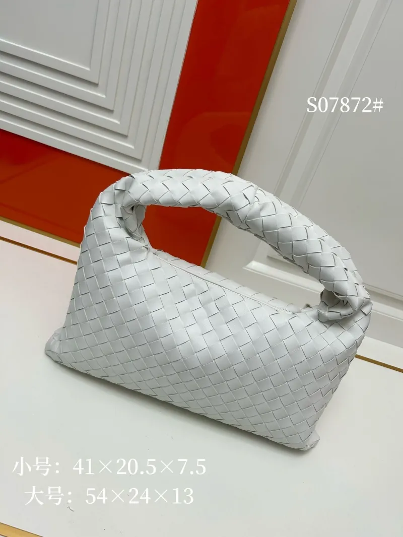 BV White Woven Top Handle Bag S07872