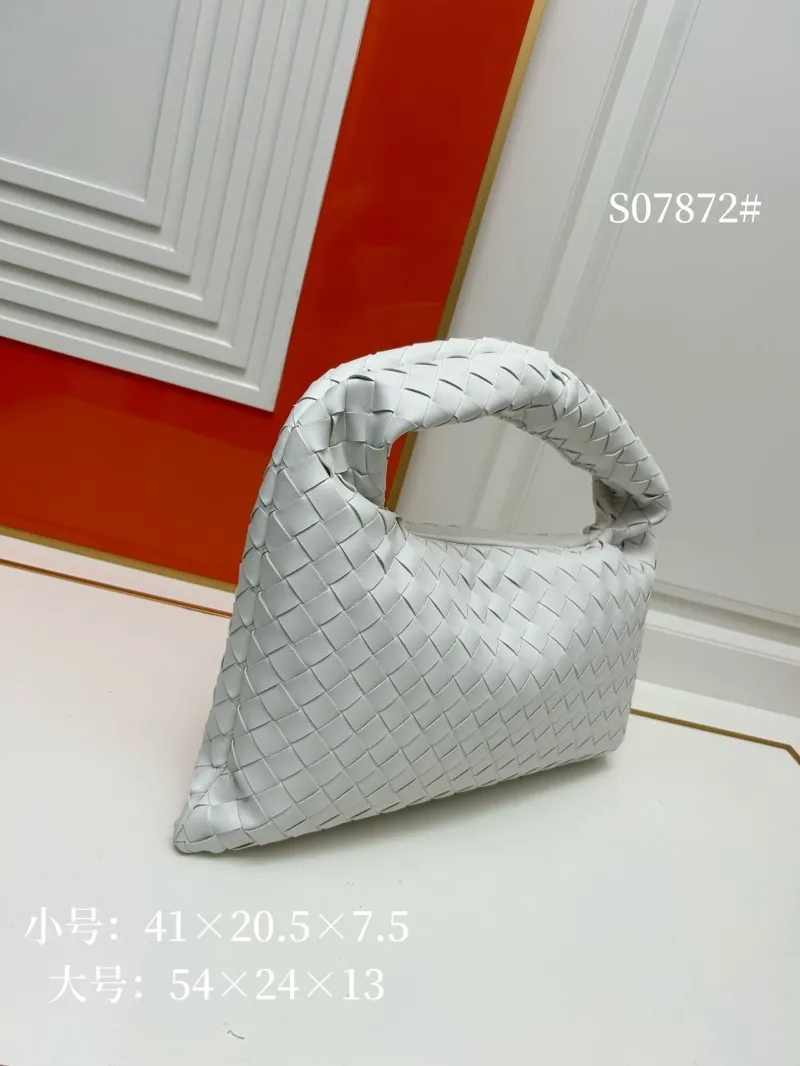 Alternative view of BV White Woven Top Handle Bag S07872