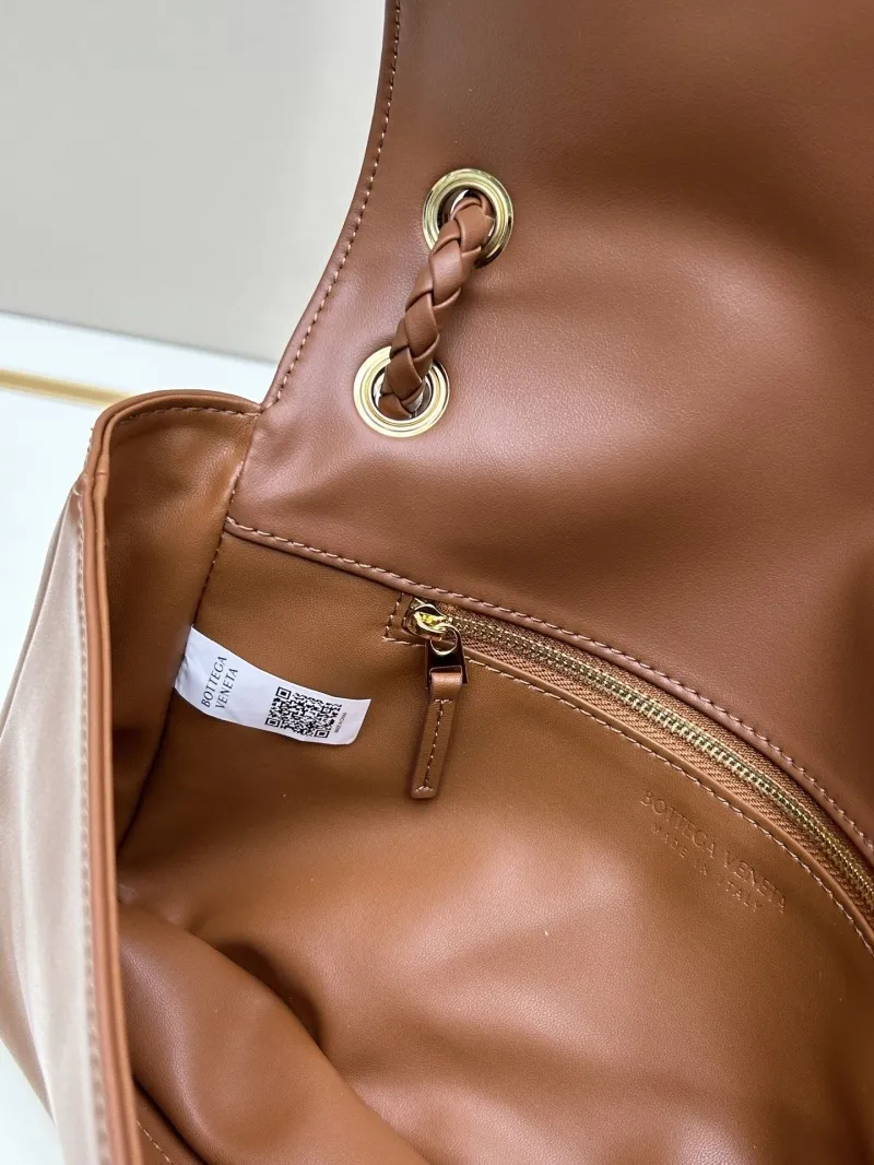 BV Brown Top Handle Shoulder Bag 1H8918 - Image 8