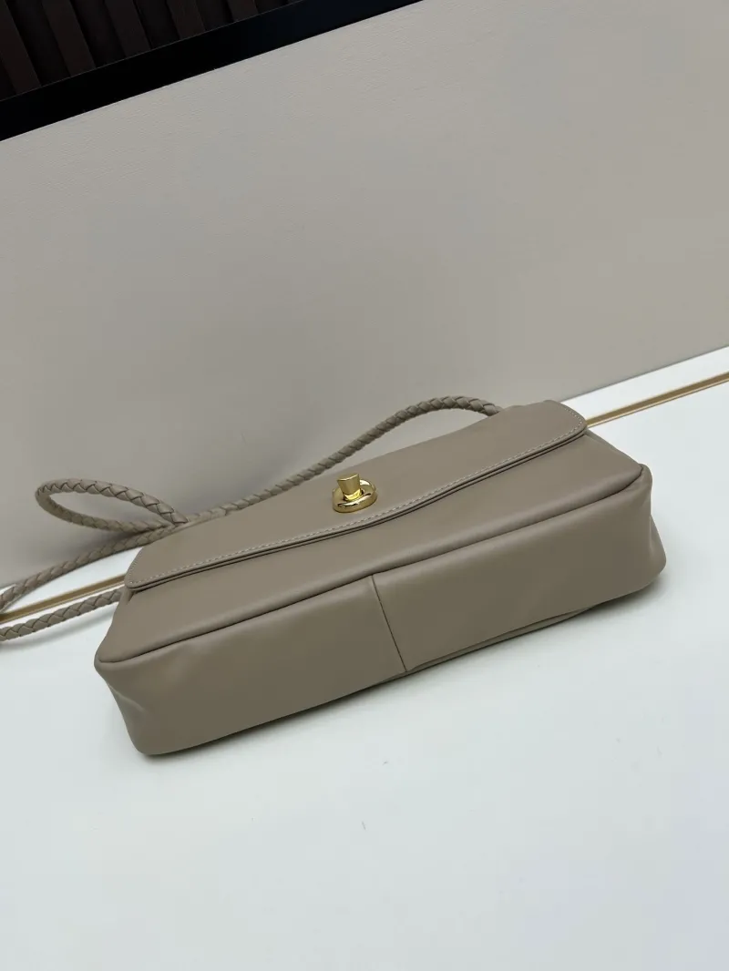 BV Beige Leather Top Handle Shoulder Bag 1H8918 - Image 4