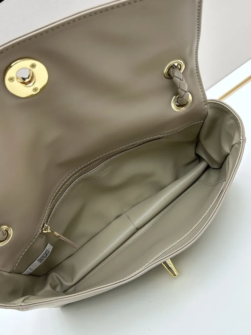 BV Beige Leather Top Handle Shoulder Bag 1H8918 - Image 7