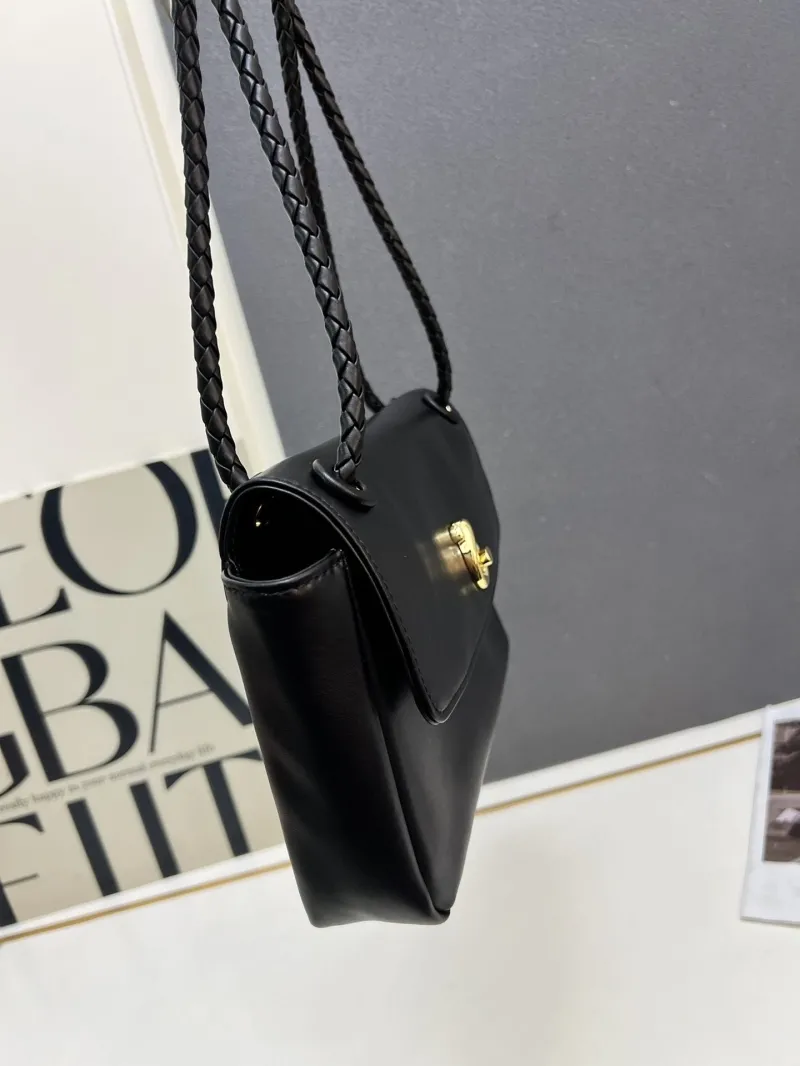 BV 1H8918 Black Leather Shoulder Bag - Image 3