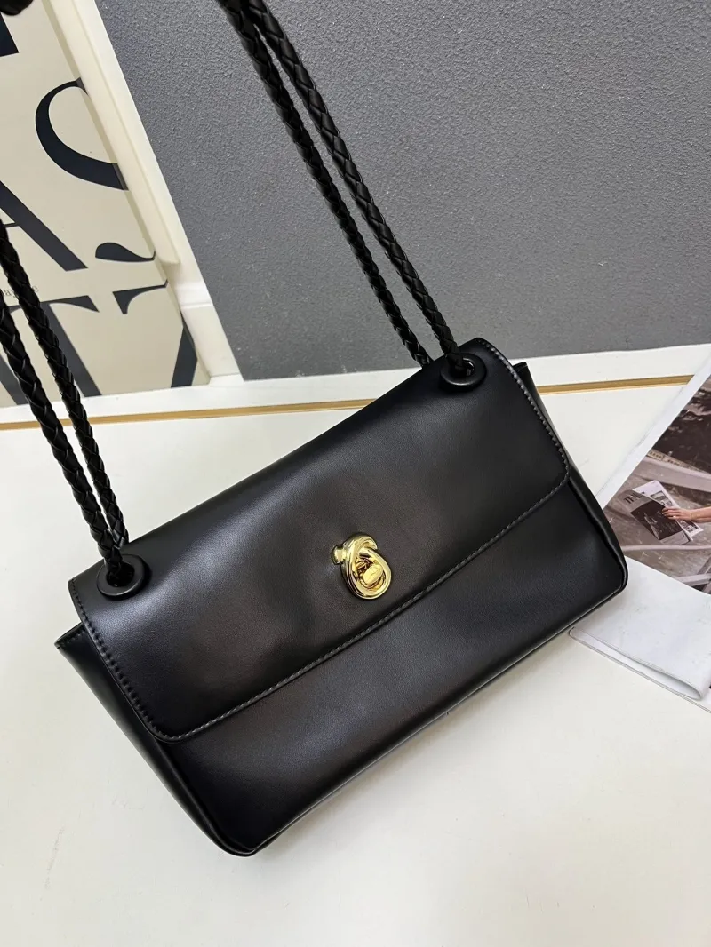BV 1H8918 Black Leather Shoulder Bag - Image 4