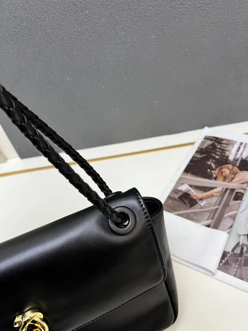 BV 1H8918 Black Leather Shoulder Bag - Image 5
