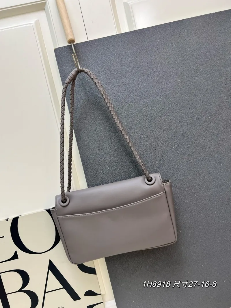 Alternative view of BV Top Handle Bags-229