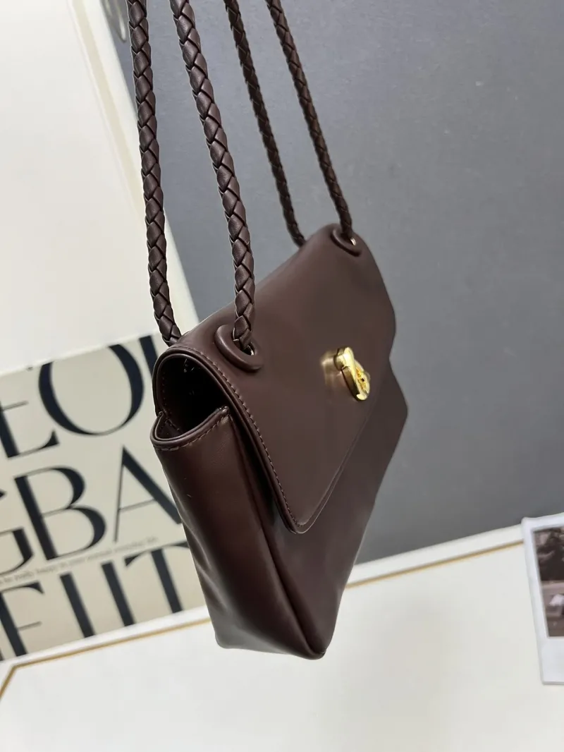 Alternative view of BV Top Handle Bags-233