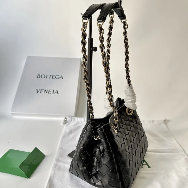 Alternative view of BV Top Handle Bags-235