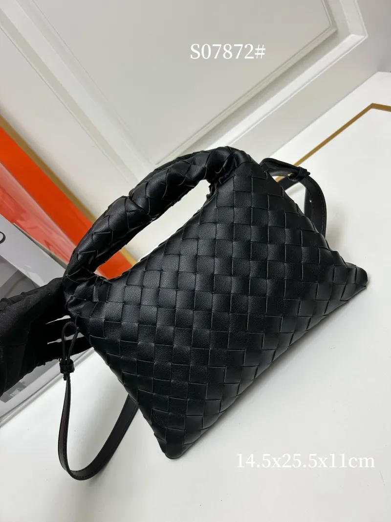 Black BV Woven Top Handle Crossbody Bag S07872 - Image 3
