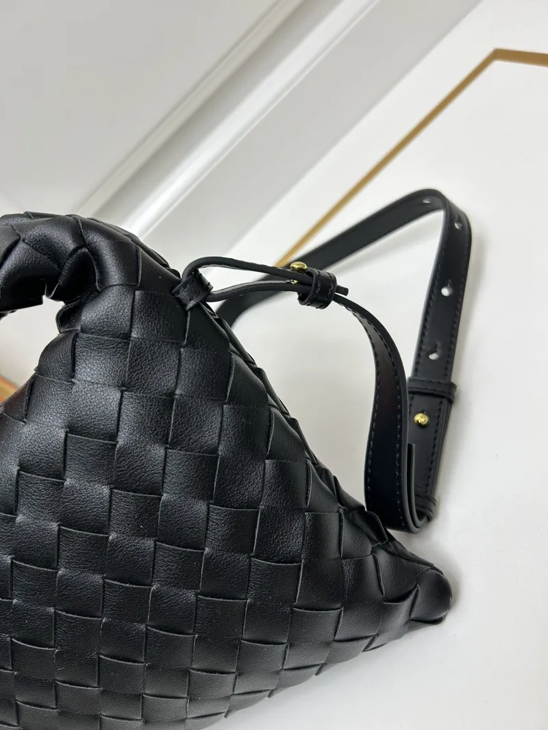Black BV Woven Top Handle Crossbody Bag S07872 - Image 4