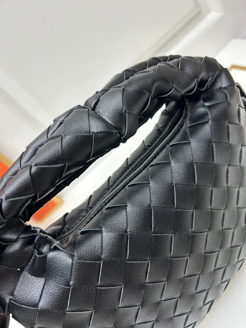 Black BV Woven Top Handle Crossbody Bag S07872 - Image 5