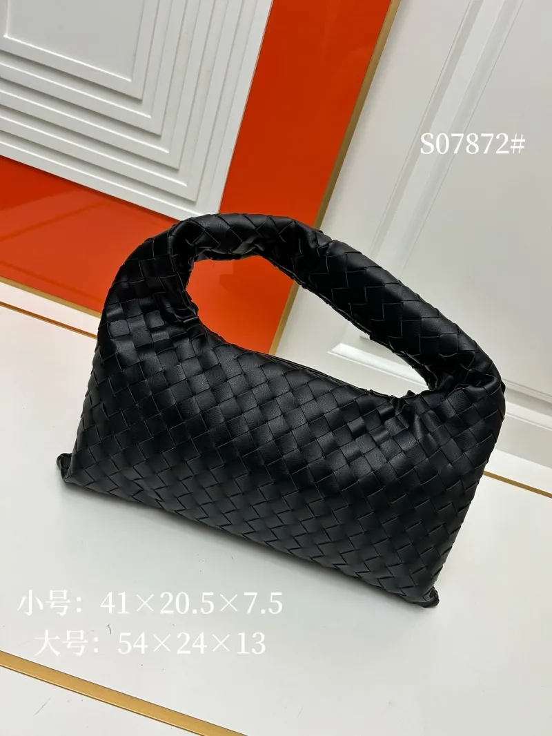 BV Black Woven Top Handle Bag S07872