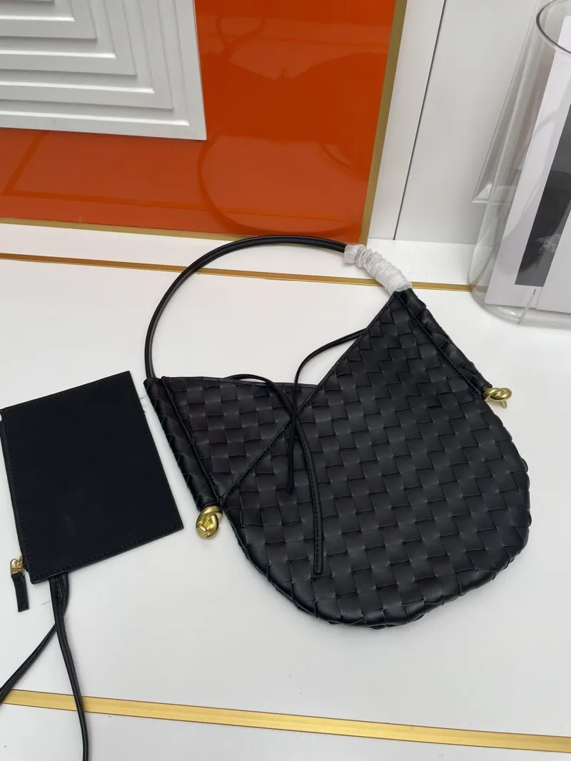BV Black Woven Top Handle Bag S06006-1 - Image 5