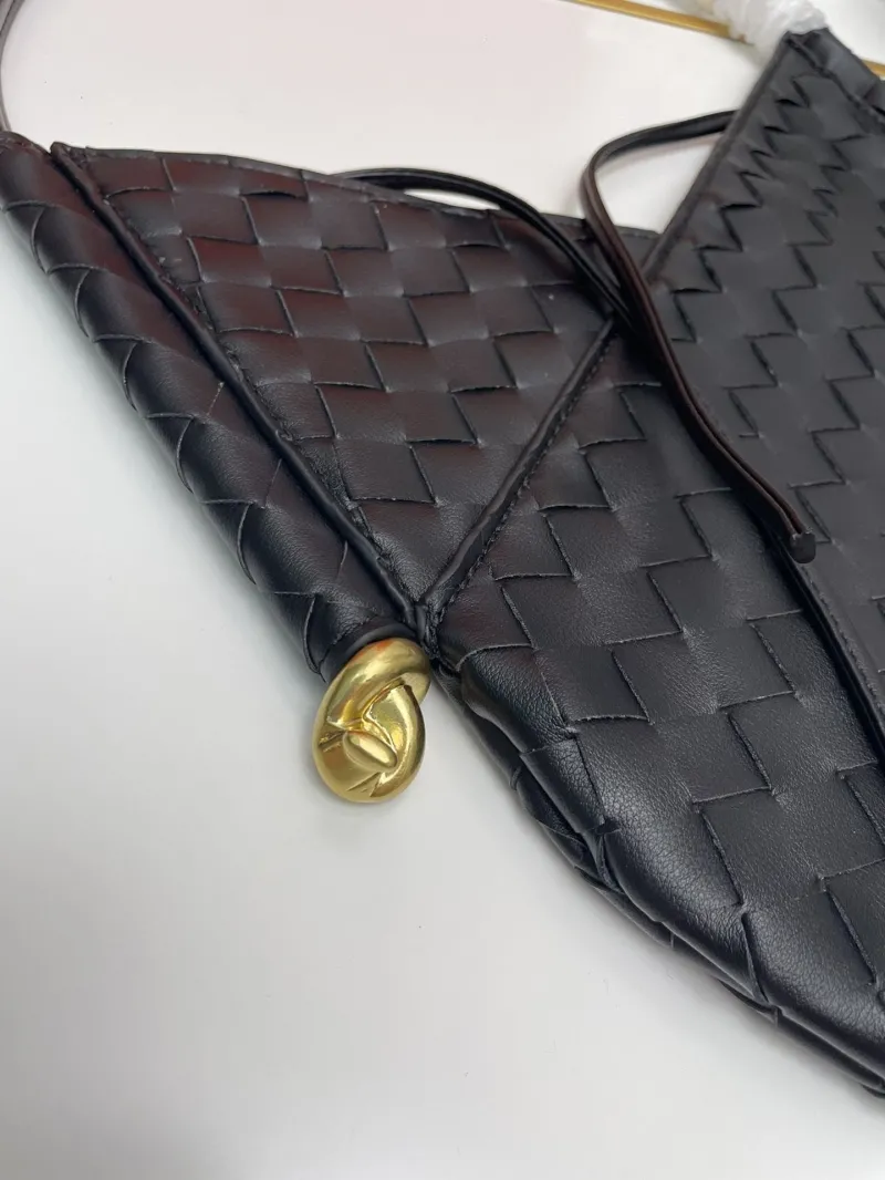 BV Black Woven Top Handle Bag S06006-1 - Image 6