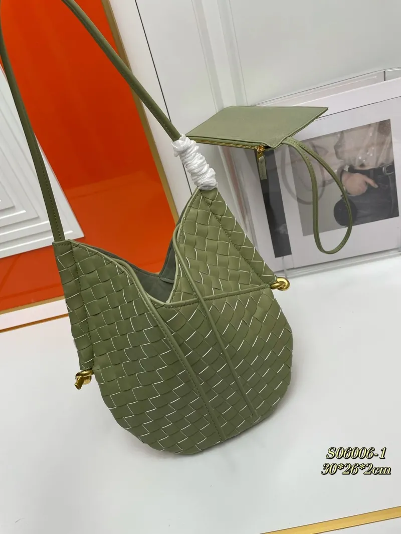 BV Woven Leather Top Handle Bag S06006-1 - Image 4
