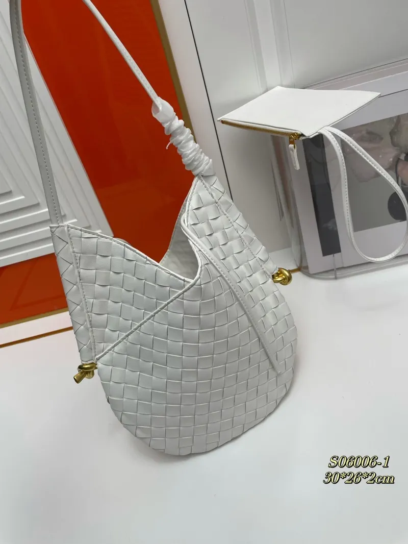 BV Woven Leather Top Handle Bag S06006-1 - Image 5