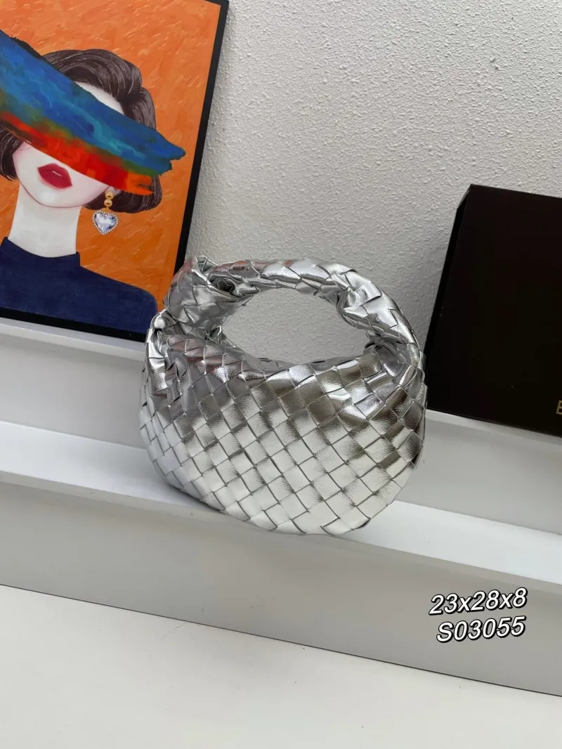 BV Silver Woven Top Handle Bag S03055 - Image 3