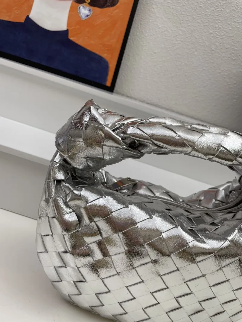 BV Silver Woven Top Handle Bag S03055 - Image 4