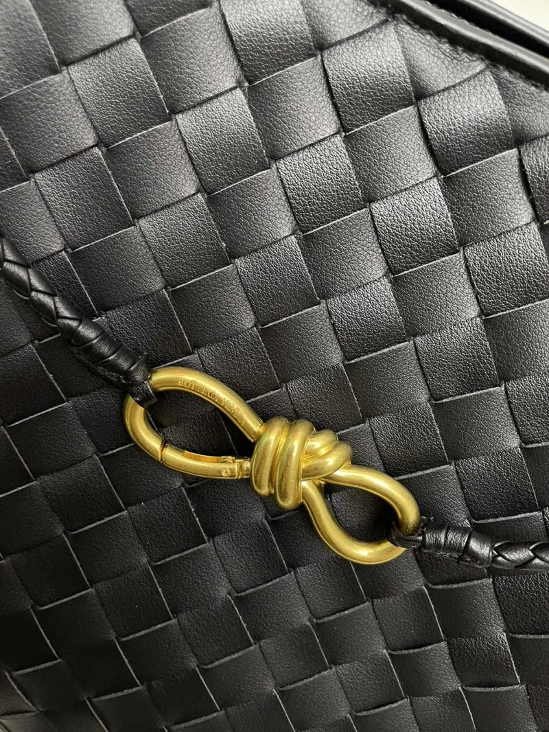 BV Black Woven Top Handle Bag S05022 - Image 4