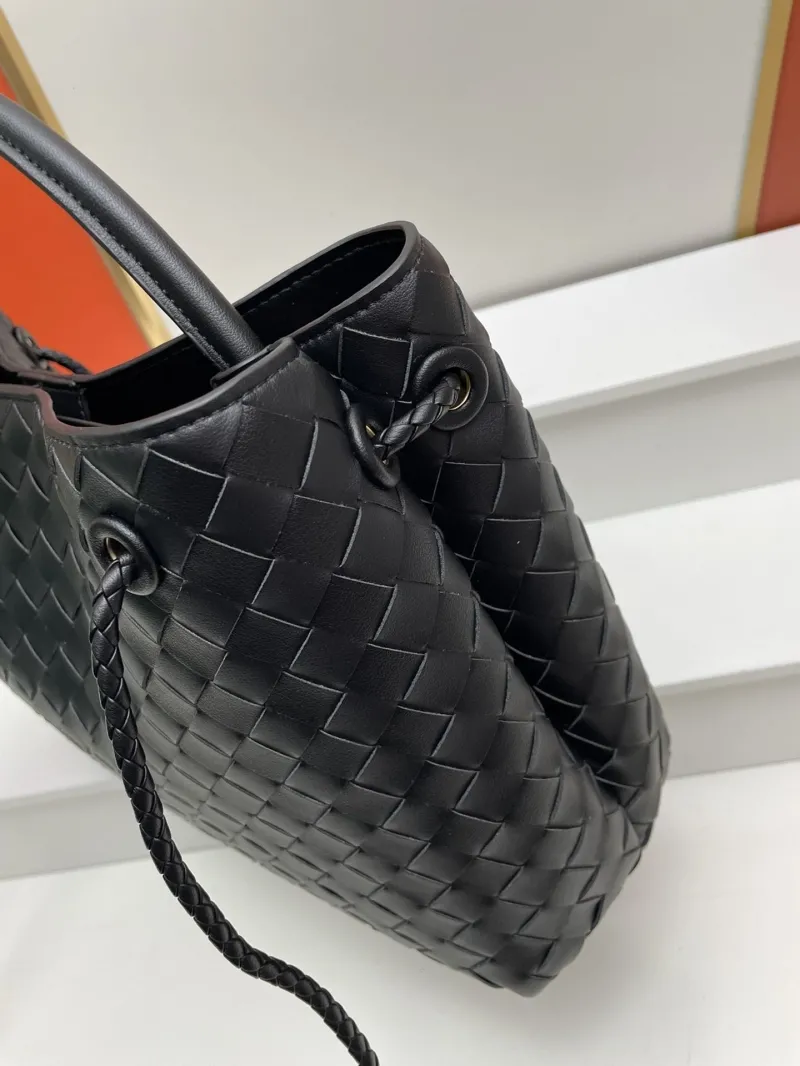 BV Black Woven Top Handle Bag S05022 - Image 5