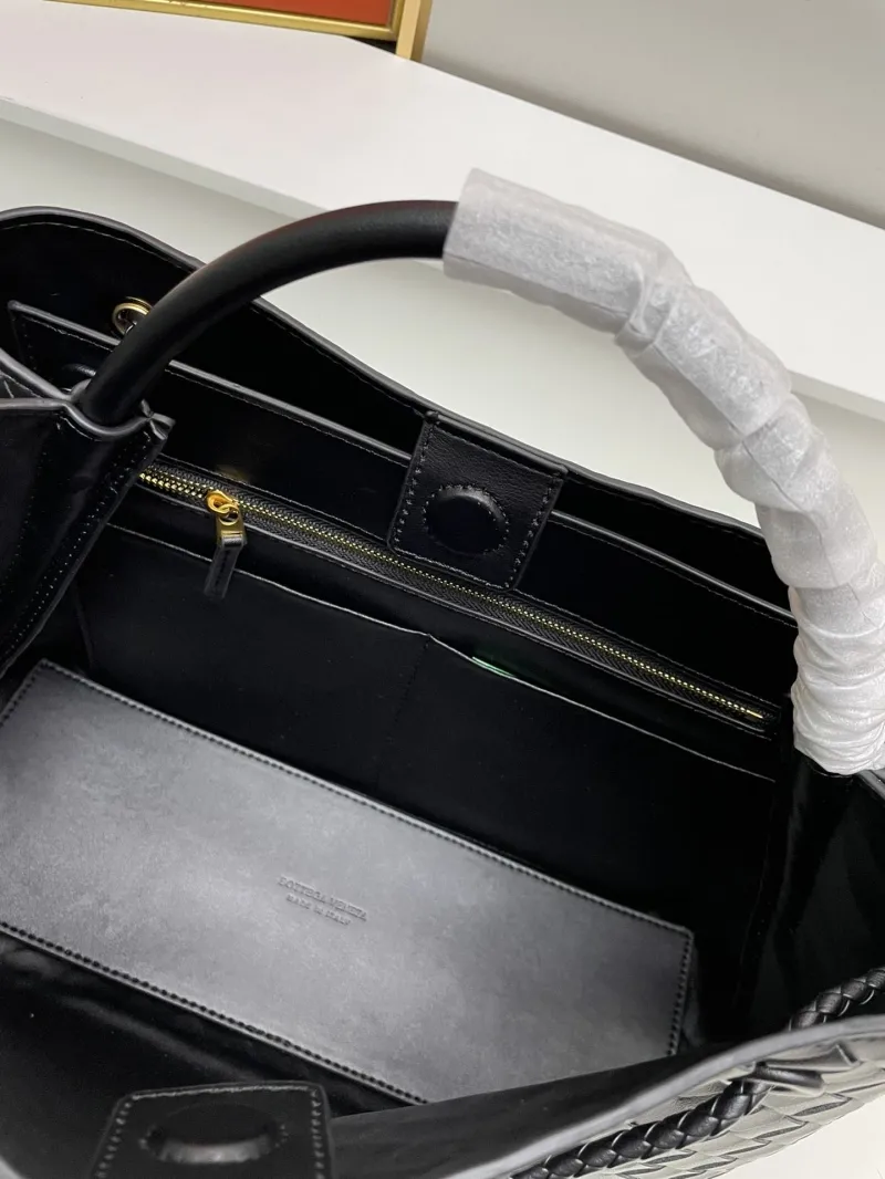 BV Black Woven Top Handle Bag S05022 - Image 8