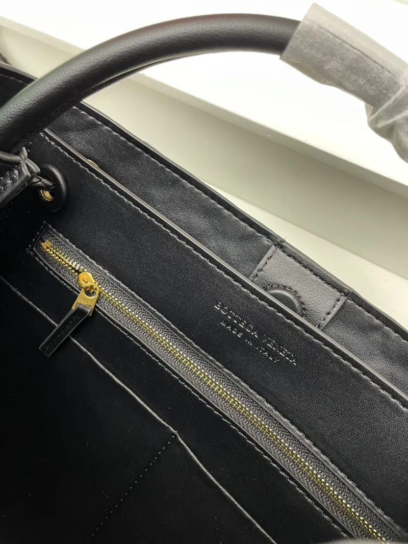 BV Black Woven Top Handle Bag S05022 - Image 9