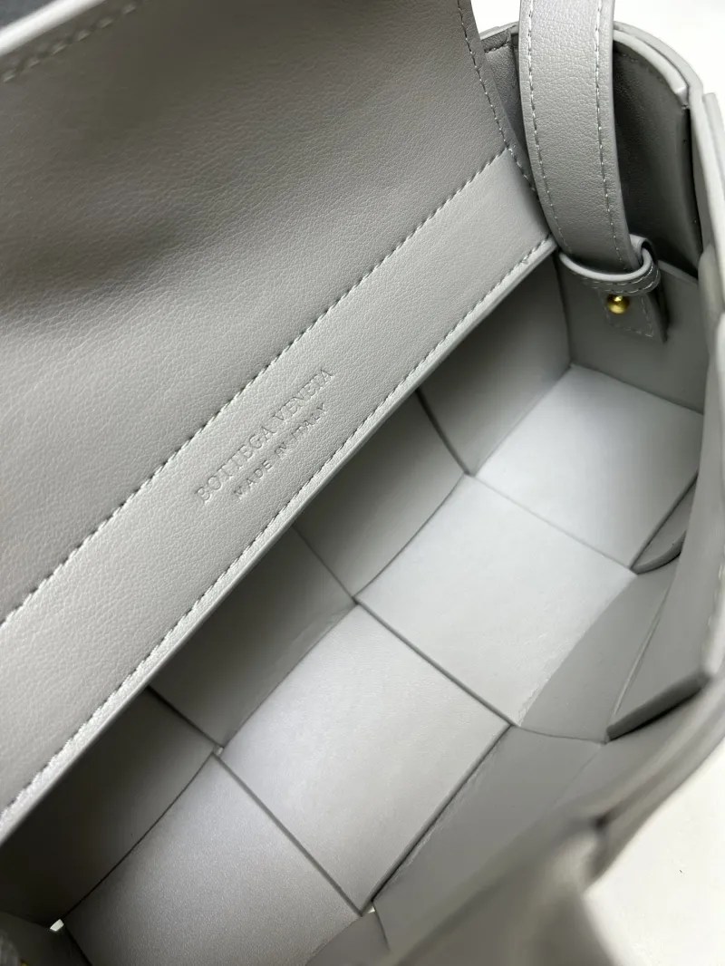 BV Top Handle Bags-353 - Image 9