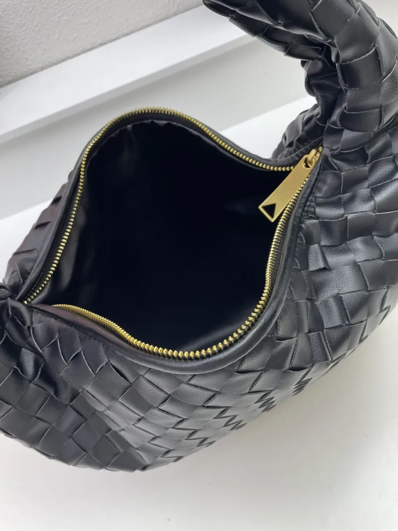 Black Woven Top Handle Bag S03055 36cm - Image 7