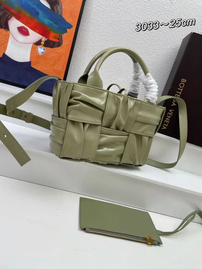 Alternative view of BV Top Handle Bags-431