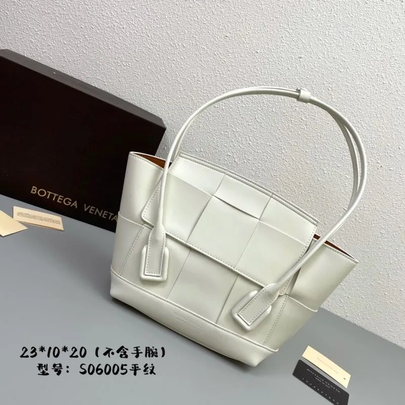 BV Handle Bags-3
