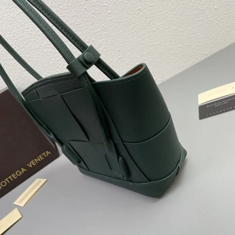 Bottega Veneta Dark Green Leather Tote Bag S06005 - Image 6