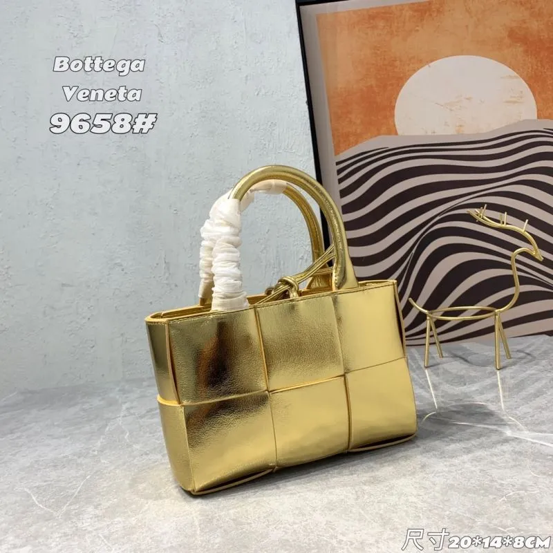 Alternative view of BV Handle Bags-19