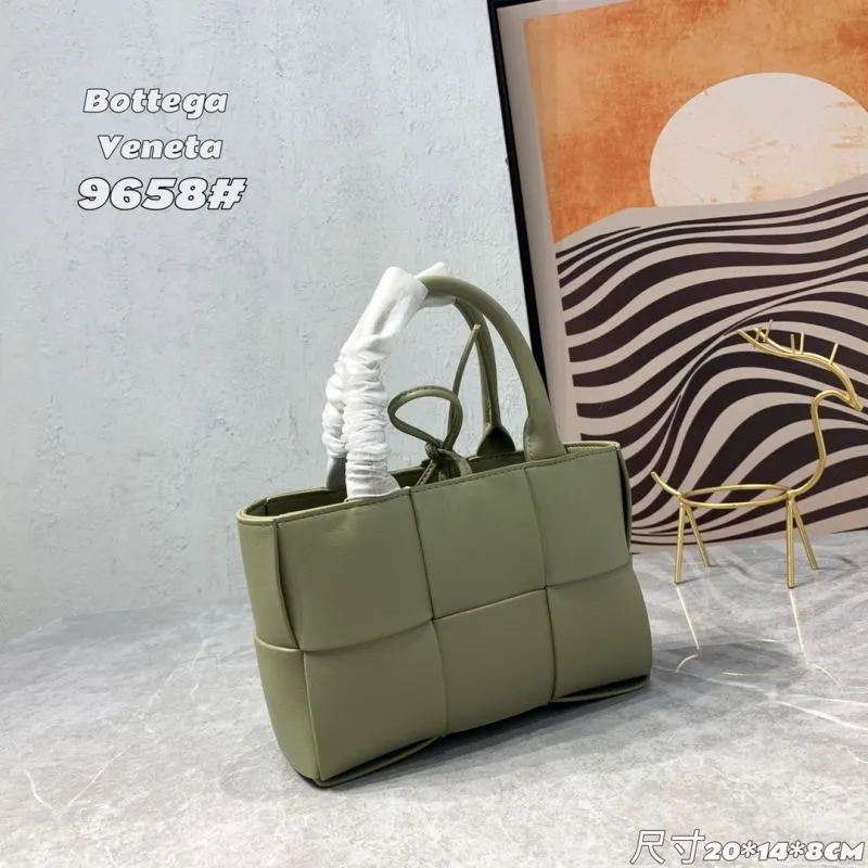 Alternative view of BV Handle Bags-23