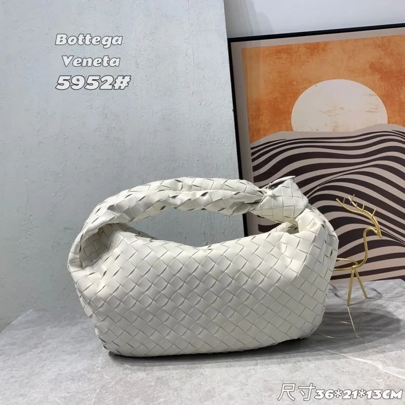 Bottega Veneta 5952 White Woven Hobo Handbag - Image 3