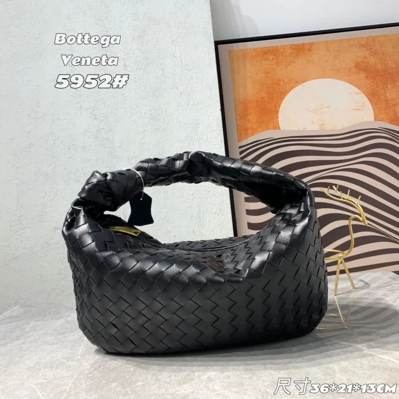 Bottega Veneta 5952 Black Woven Leather Handbag