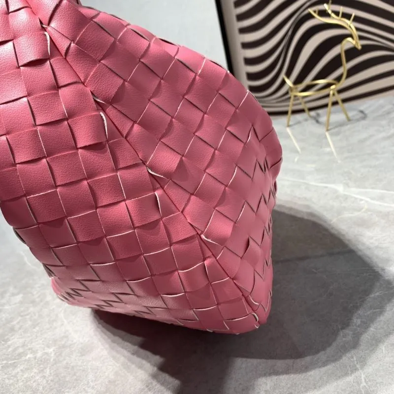 Bottega Veneta 5952 Pink Woven Handbag - Image 6