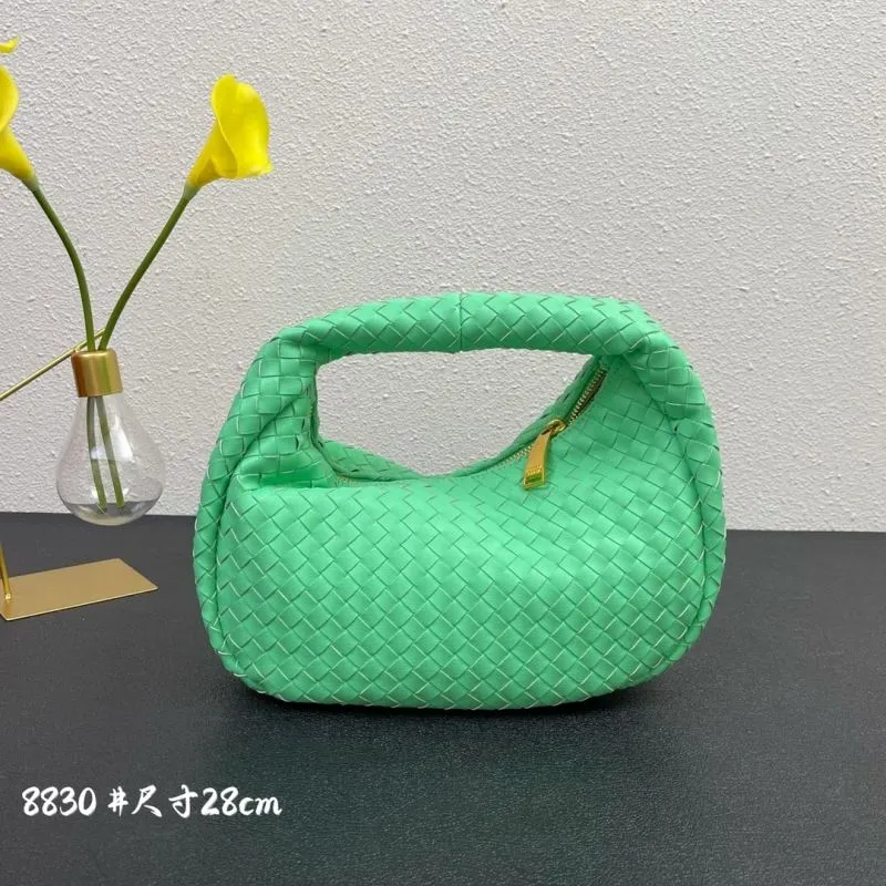 Green Woven BV Handle Bag Size 28cm 8830