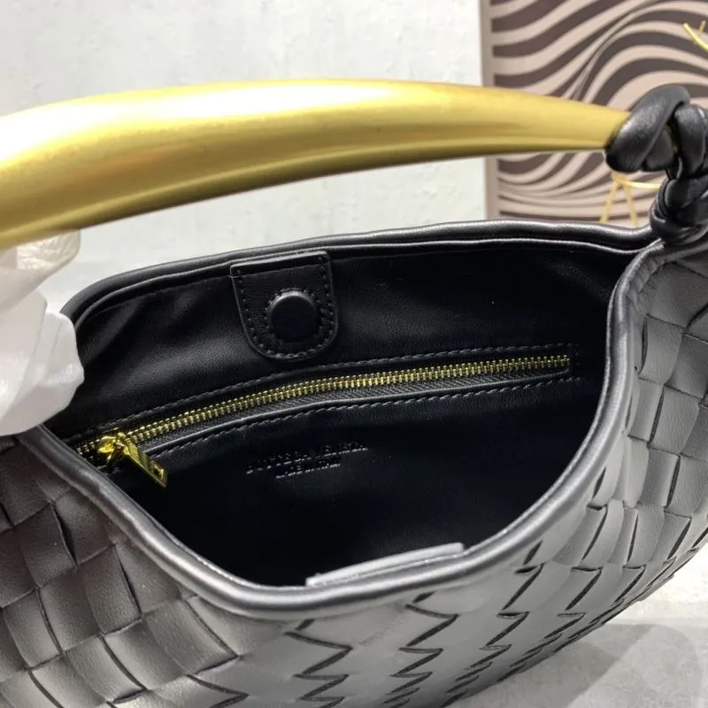 Bottega Veneta 8860 Black Woven Leather Handbag - Image 7
