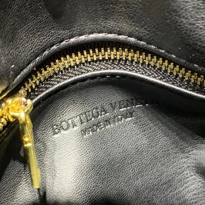 Bottega Veneta Black Crystal Handle Handbag - Image 9