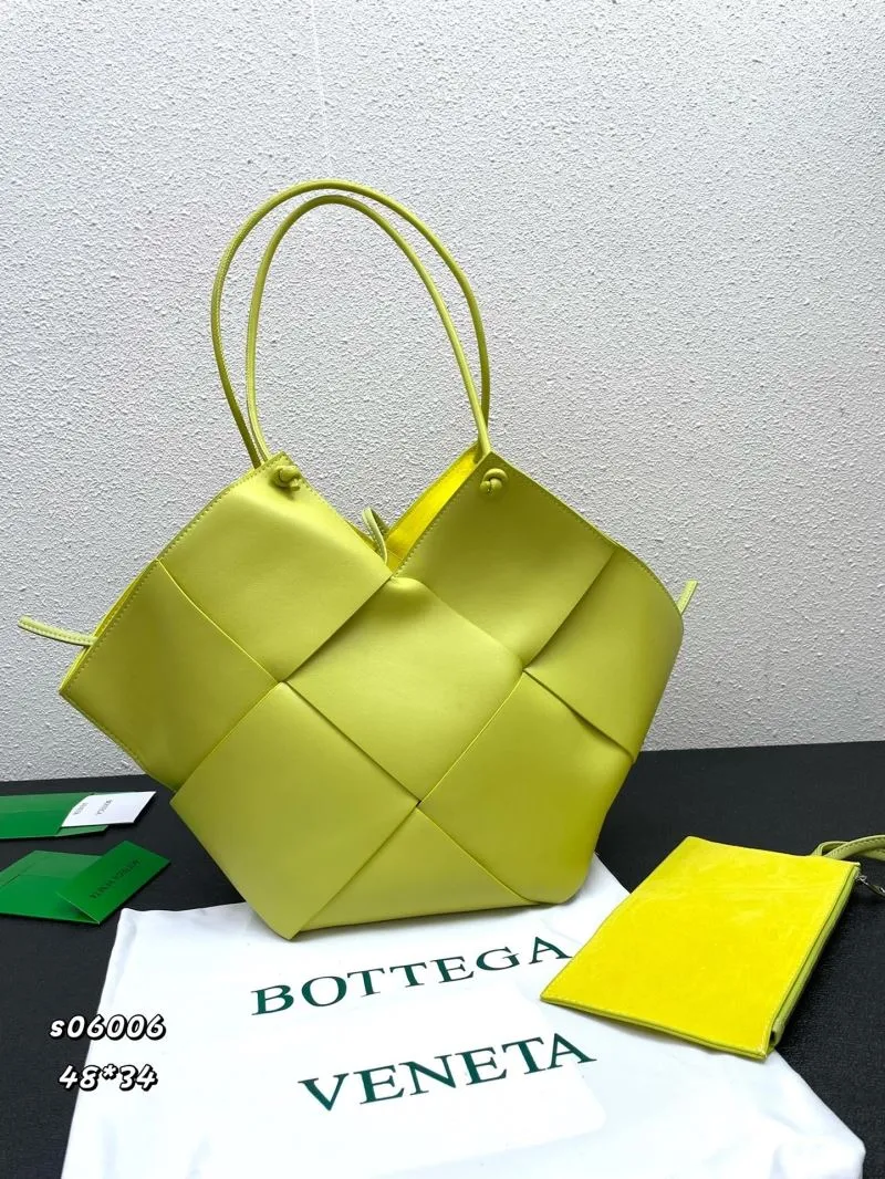 Bottega Veneta Lime Yellow Tote Bag with Pouch s06006 - Image 3