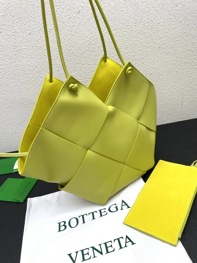 Bottega Veneta Lime Yellow Tote Bag with Pouch s06006 - Image 4