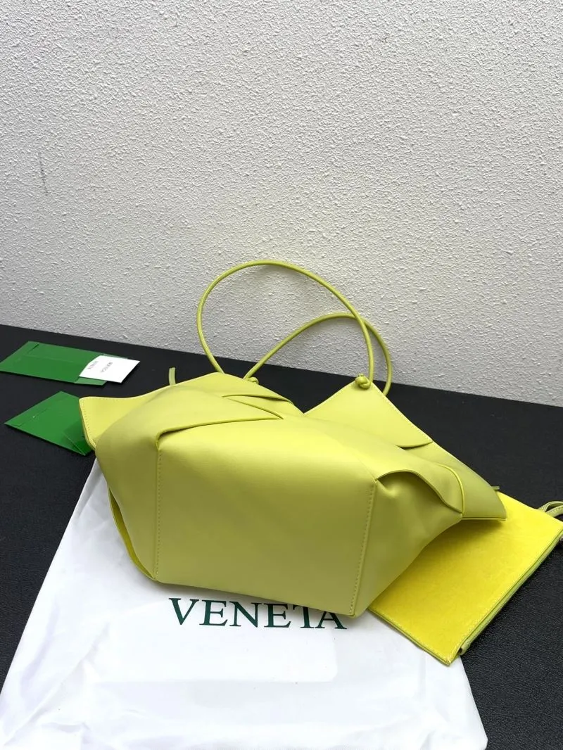 Bottega Veneta Lime Yellow Tote Bag with Pouch s06006 - Image 6