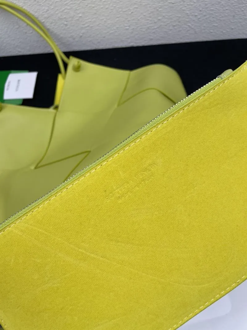 Bottega Veneta Lime Yellow Tote Bag with Pouch s06006 - Image 8