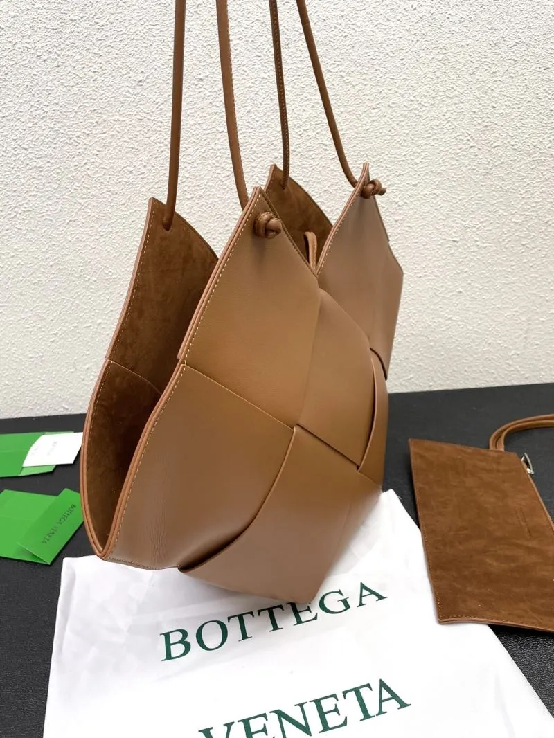 Bottega Veneta Brown Leather Tote Bag s06006 - Image 5