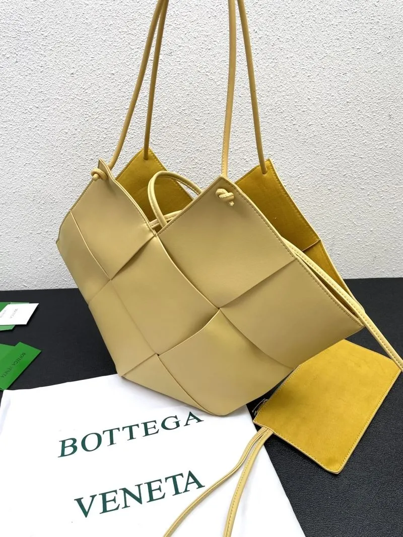 Bottega Veneta Yellow Tote Bag s06006 - Image 4