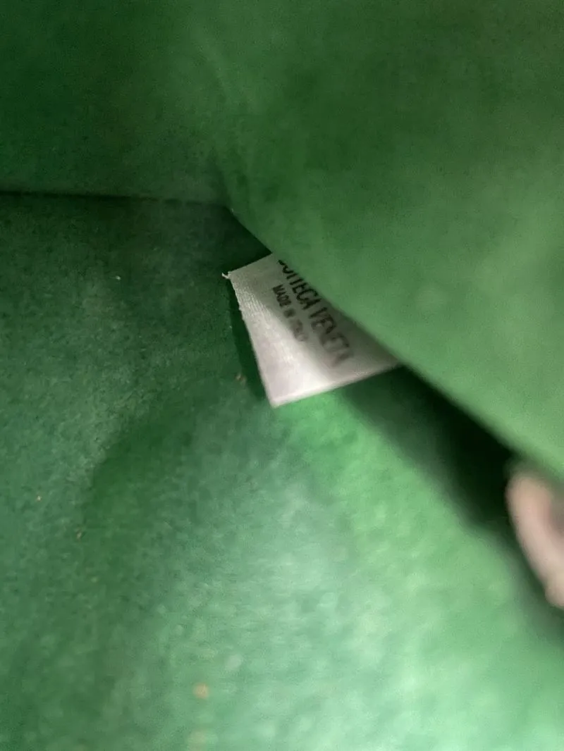 Bottega Veneta Green Tote Bag with Pouch s06006 - Image 9